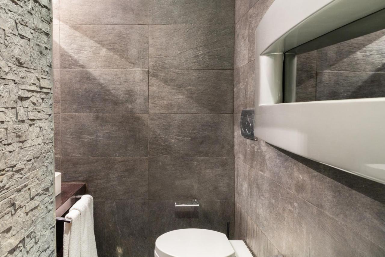 Art Inn Centro Наполи Екстериор снимка