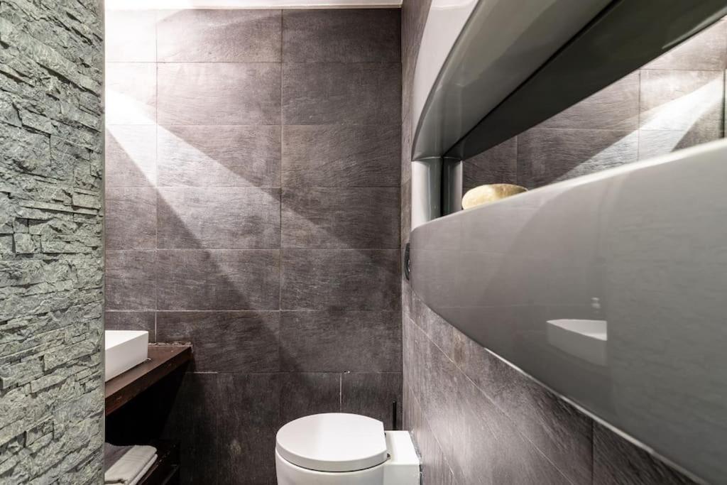 Art Inn Centro Наполи Екстериор снимка